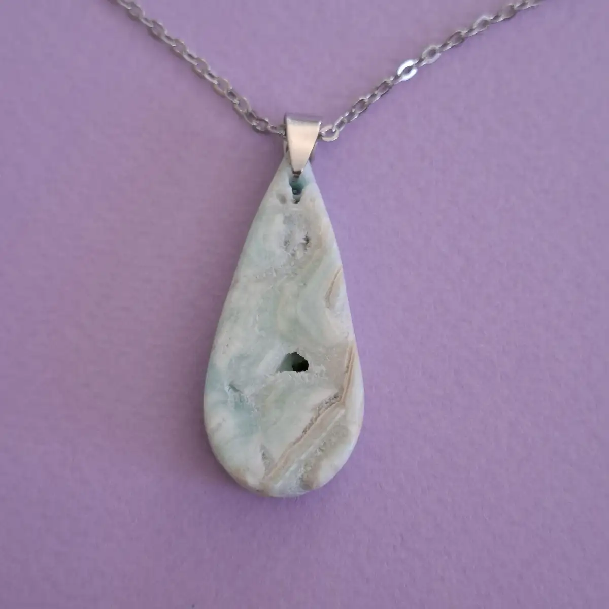 Pendentif en Aragonite Bleue naturelle