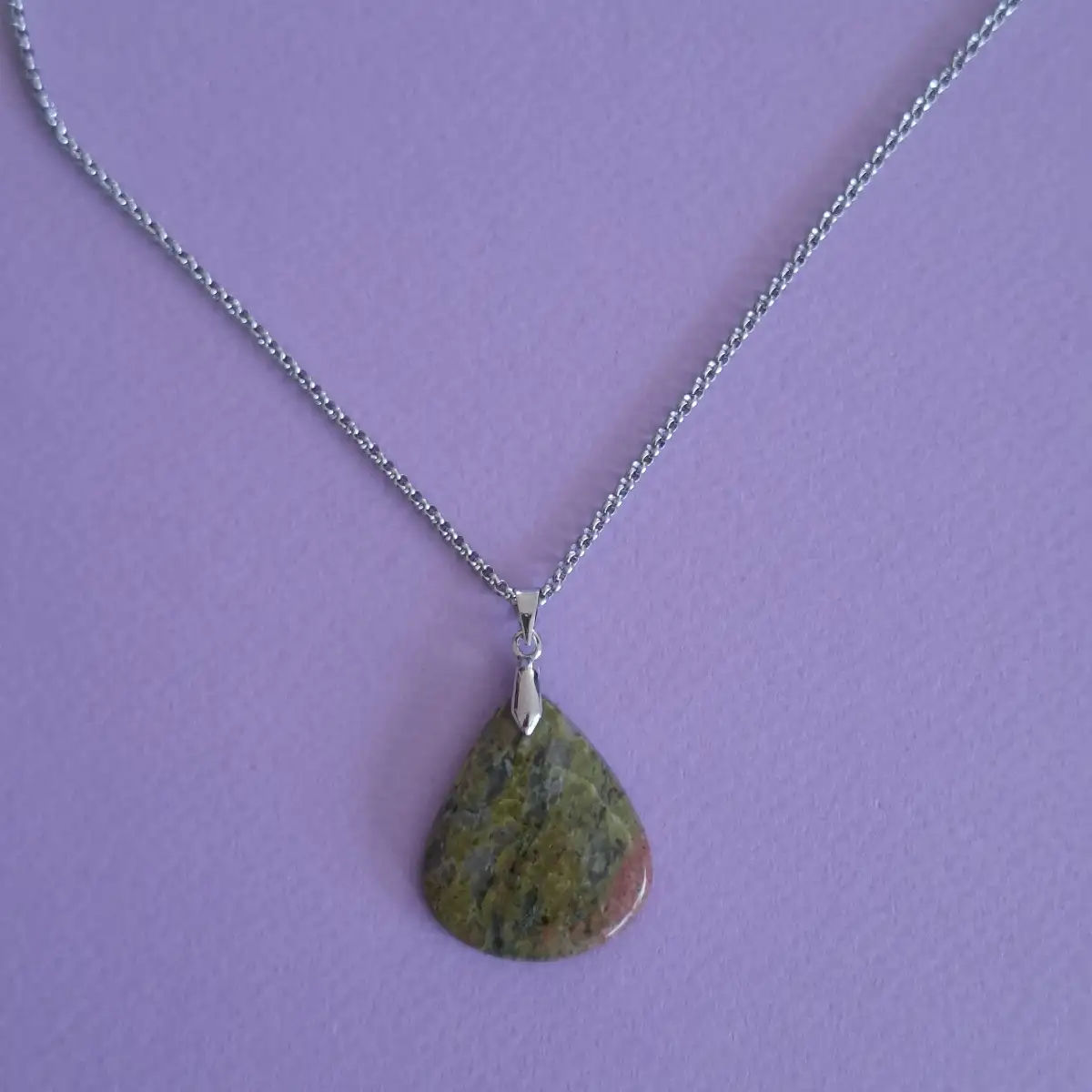 Pendentif en Unakite naturelle