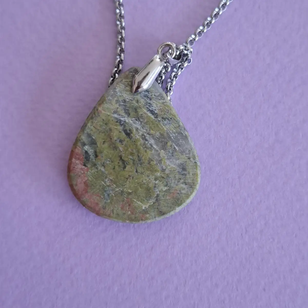 Pendentif en Unakite naturelle