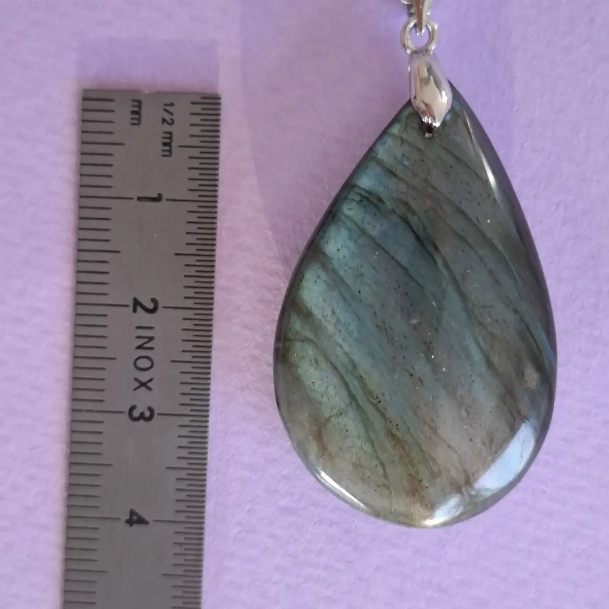 Pendentif en Labradorite naturelle