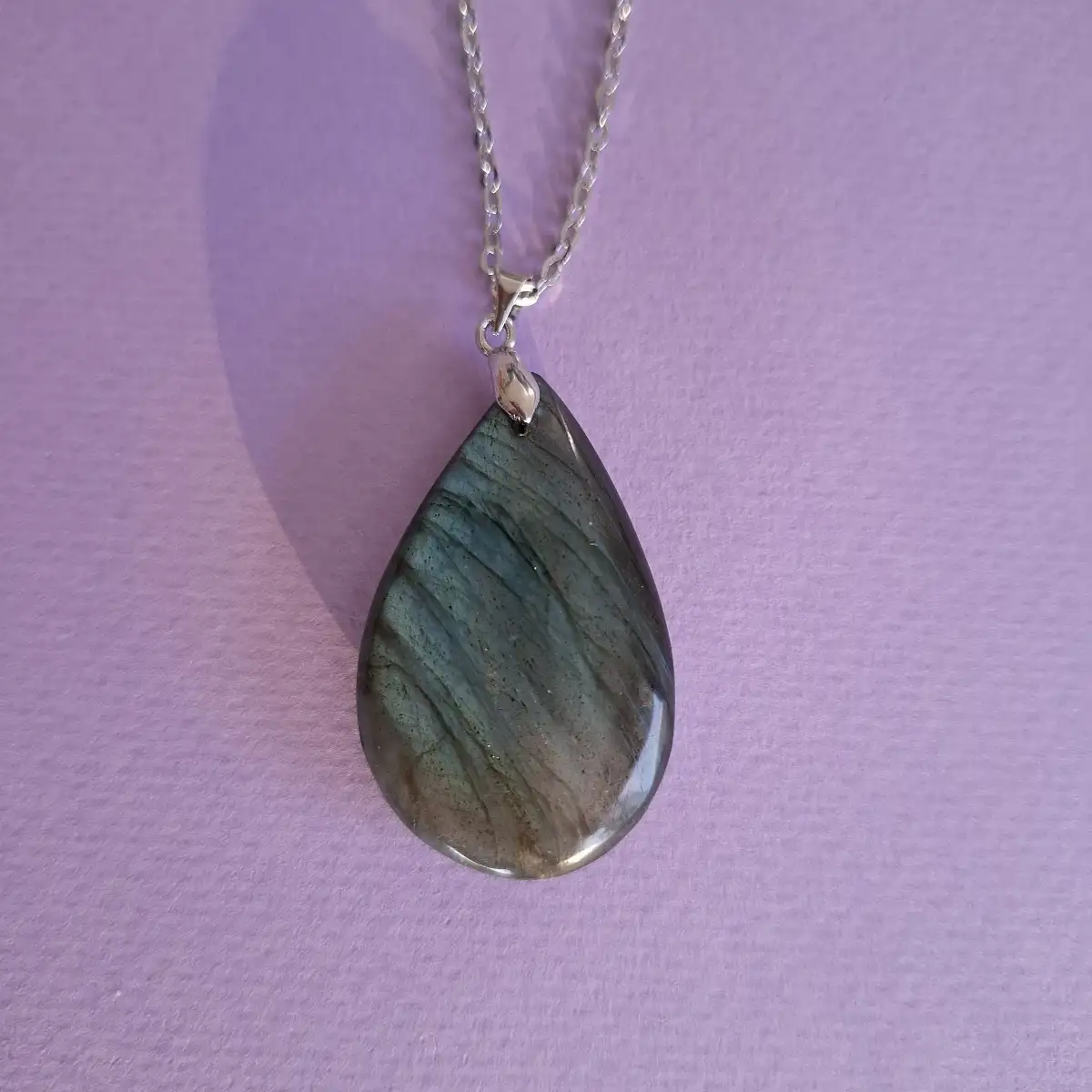 Pendentif en Labradorite naturelle
