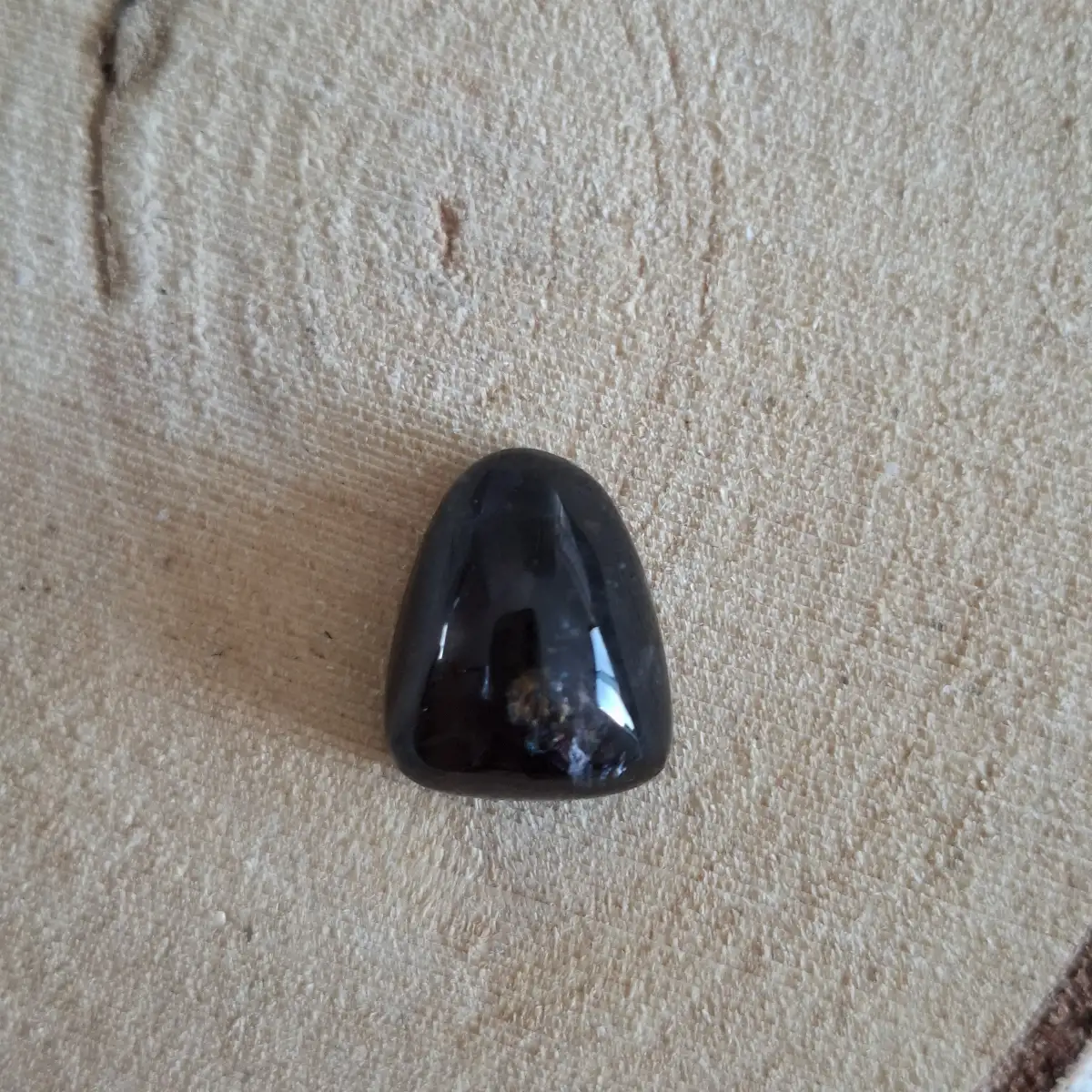 Iolite naturelle – Cabochon 6,7 carats