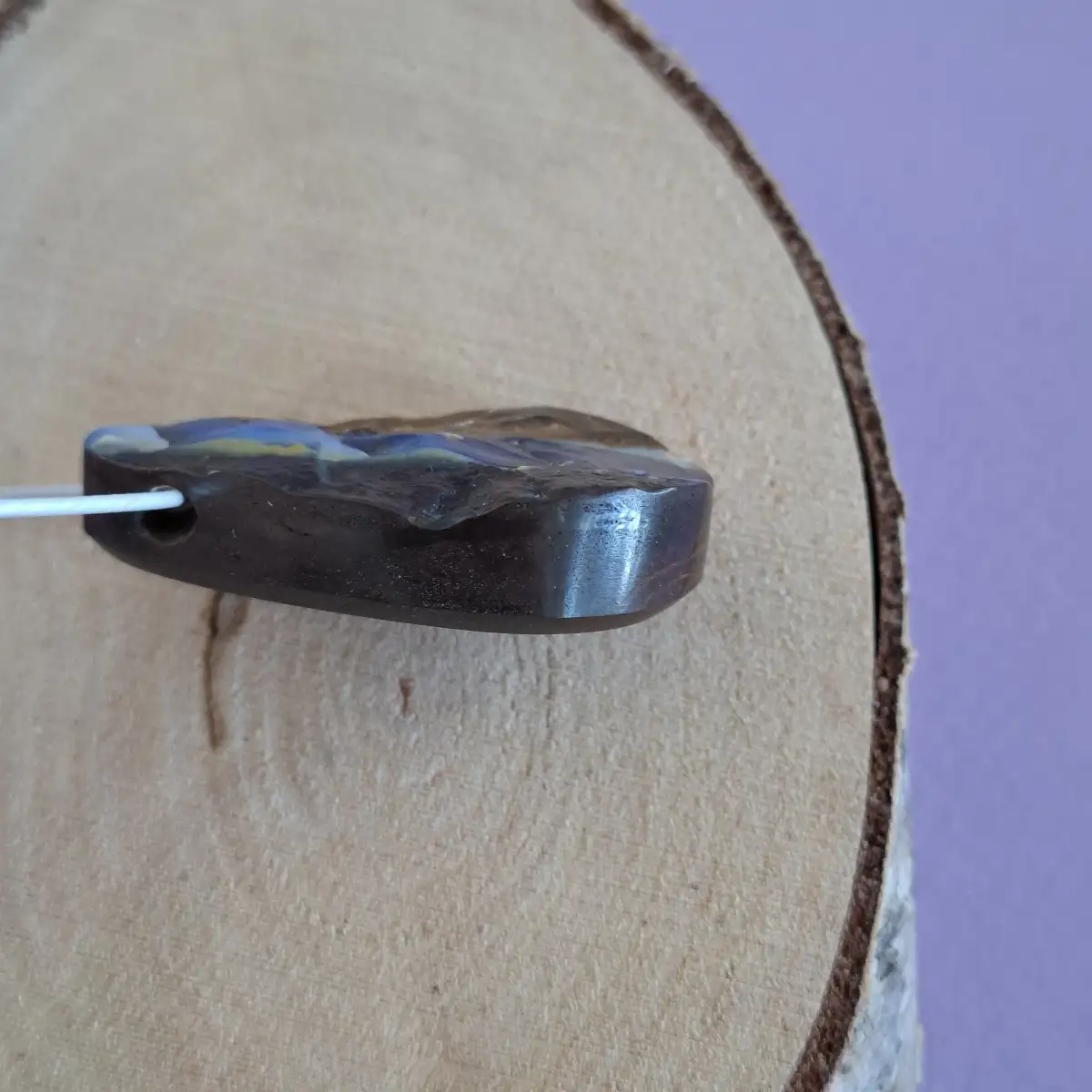 Opale Boulder naturelle – 83 carats