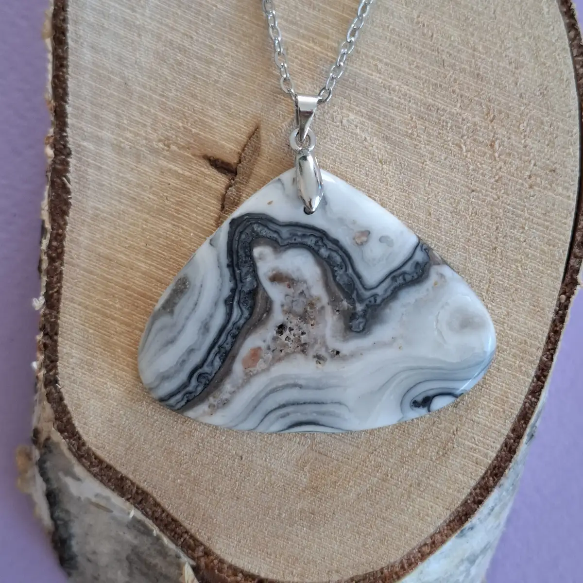 Pendentif en Jaspe Zébré naturel
