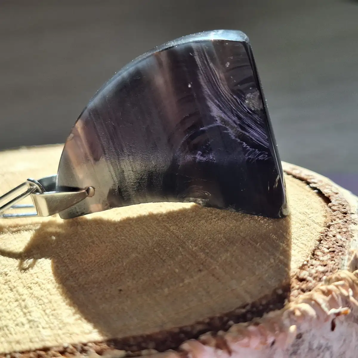 Pendentif en Obsidienne Rubannée