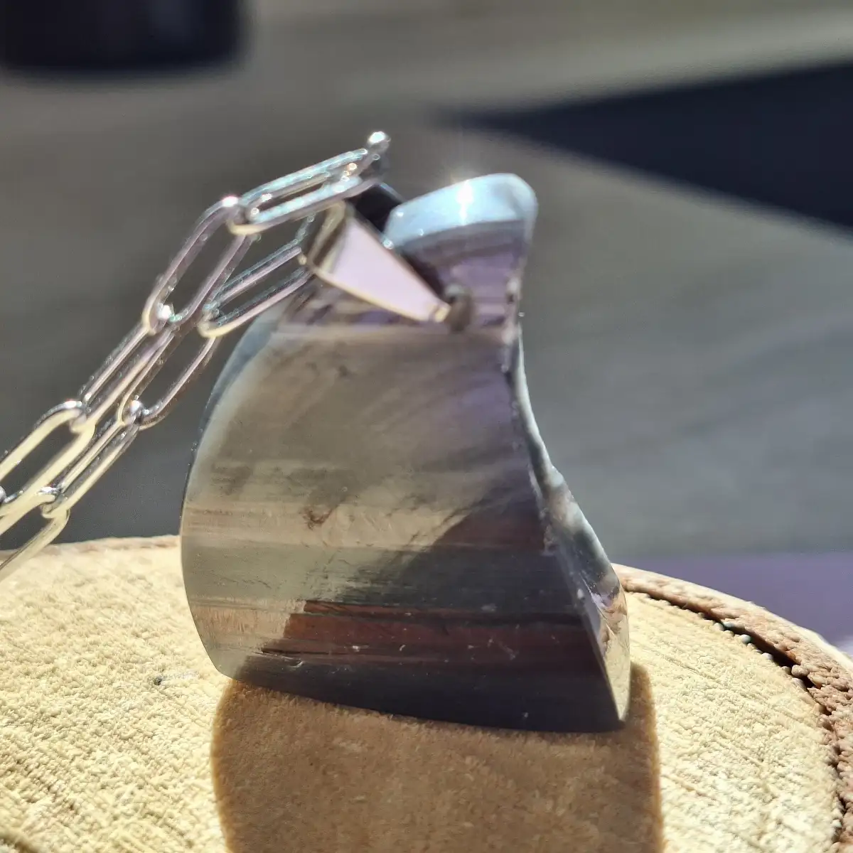 Pendentif en Obsidienne Rubannée