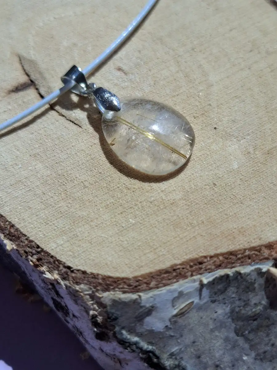 Pendentif en Quartz Rutile naturel
